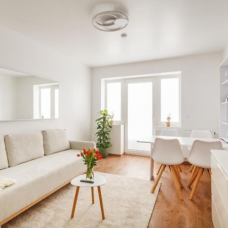 Design Apartment / 2 Room / Central / Contactless Check-In Hannover Bagian luar foto