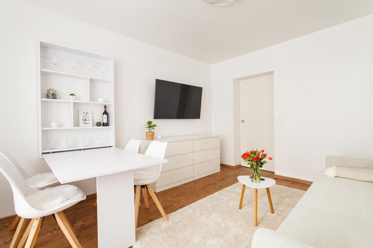 Design Apartment / 2 Room / Central / Contactless Check-In Hannover Bagian luar foto
