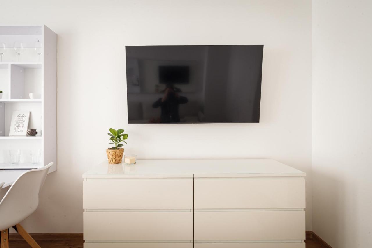 Design Apartment / 2 Room / Central / Contactless Check-In Hannover Bagian luar foto