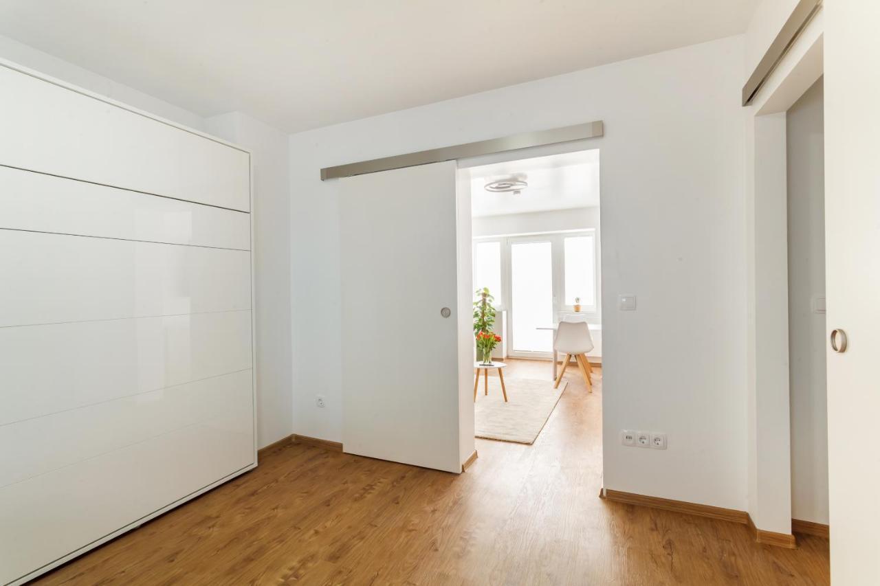 Design Apartment / 2 Room / Central / Contactless Check-In Hannover Bagian luar foto
