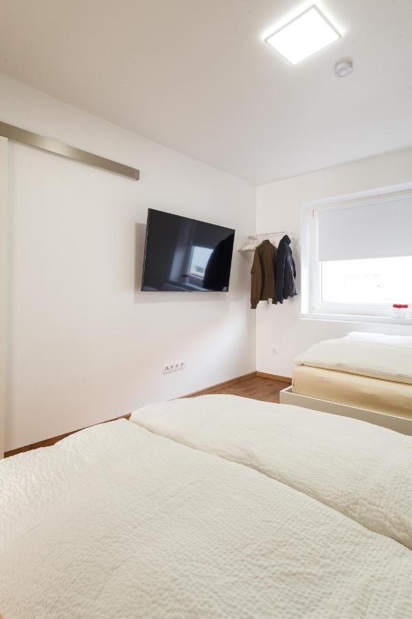 Design Apartment / 2 Room / Central / Contactless Check-In Hannover Bagian luar foto