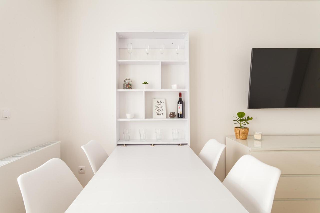 Design Apartment / 2 Room / Central / Contactless Check-In Hannover Bagian luar foto