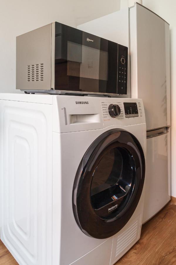Design Apartment / 2 Room / Central / Contactless Check-In Hannover Bagian luar foto