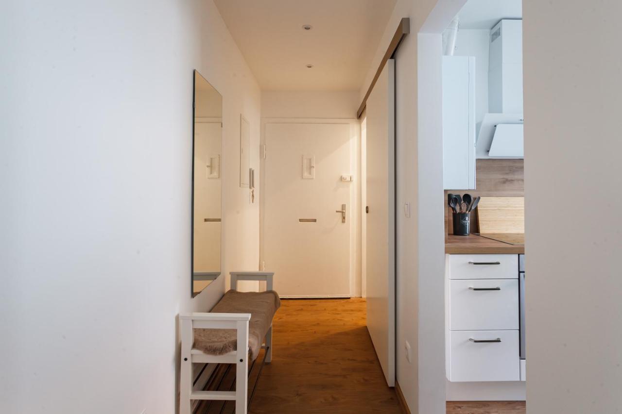 Design Apartment / 2 Room / Central / Contactless Check-In Hannover Bagian luar foto